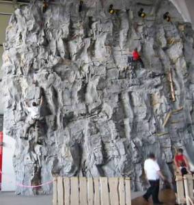 Sensapolis Kletterwand